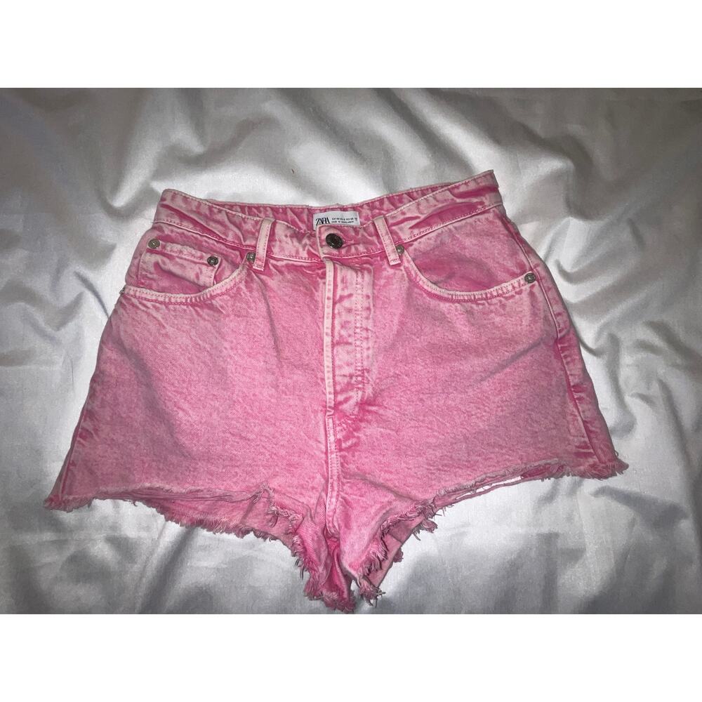 Zara Bright Pink Cutoff Shorts - Size 8 - Button Fly & So‎ Fun!